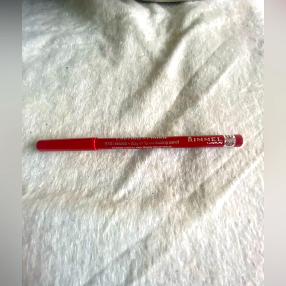 Rimmel exaggerate #021 Reg Dynamite retractable lip liner